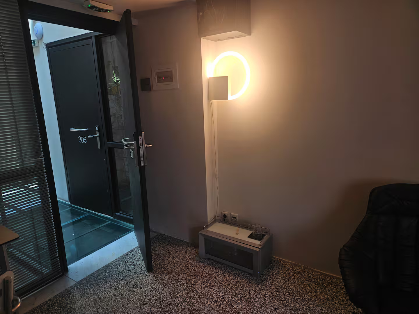 Room 6